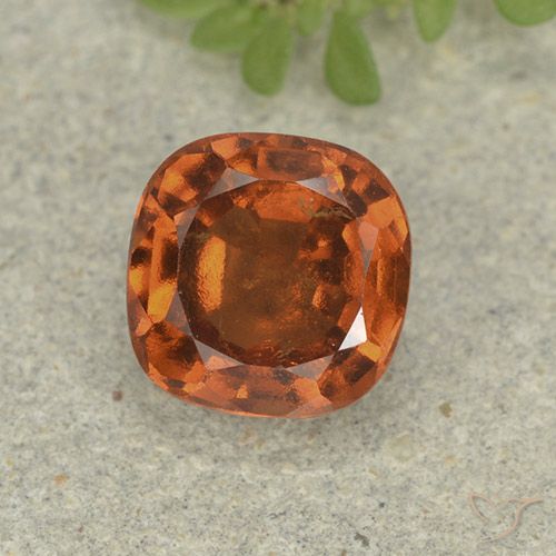 1.80ct 자연스러운 미디엄 오렌지 헤소나이트 가넷, 방석, VS-SI
