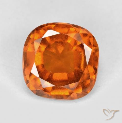 1.79ct 자연스러운 미디엄 오렌지 헤소나이트 가넷, 방석, VS