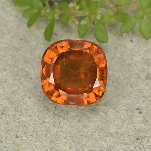 1.78ct 자연스러운 미디엄 오렌지 헤소나이트 가넷, 방석, VVS-VS