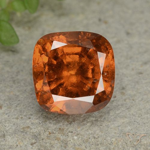 1.78ct 자연스러운 딥 오렌지 헤소나이트 가넷, 방석, VS-SI