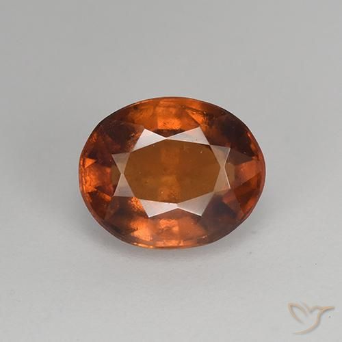 1.37ct 자연스러운 딥 시나몬 브라운 헤소나이트 가넷, 타원형, VS