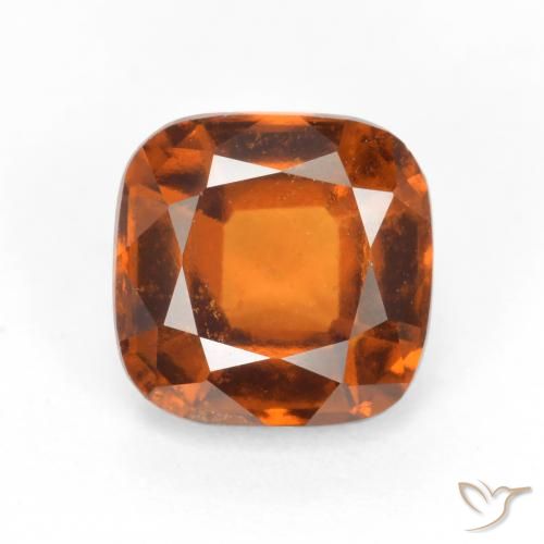 1.94ct 자연스러운 미디엄 오렌지 헤소나이트 가넷, 방석, VS
