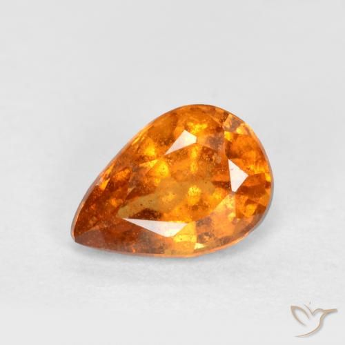 0.71ct 자연스러운 밝은 주황색 헤소나이트 가넷, 배 모양, SI