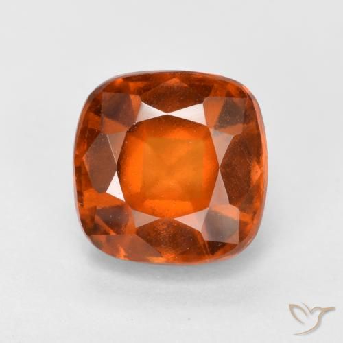 2.08ct 자연스러운 파이어 오렌지 헤소나이트 가넷, 방석, VS