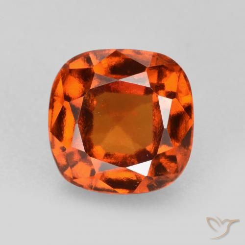 2.08ct 자연스러운 파이어 오렌지 헤소나이트 가넷, 방석, VS