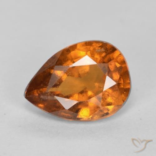 0.98ct 자연스러운 미디엄 다크 오렌지 헤소나이트 가넷, 배 모양, VS-SI
