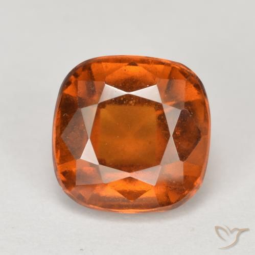 2.21ct 자연스러운 미디엄 다크 오렌지 헤소나이트 가넷, 방석, VS