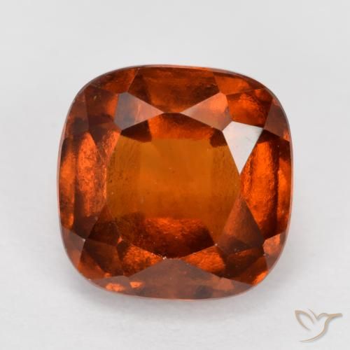 2.31ct 자연스러운 딥 오렌지 헤소나이트 가넷, 방석, VS