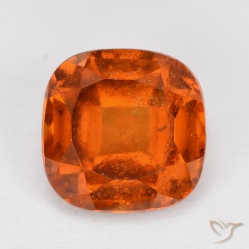 2.02ct 자연스러운 앰버 오렌지 헤소나이트 가넷, 방석, SI