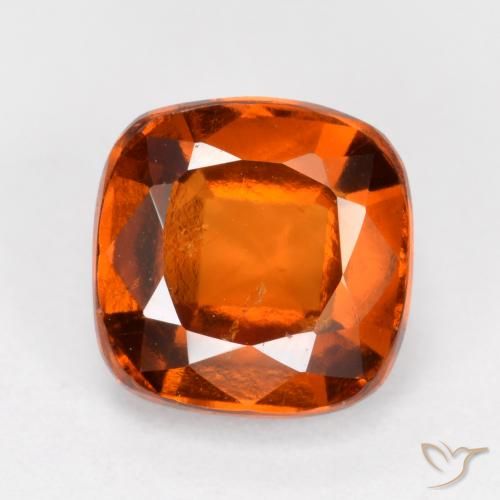 2.24ct 자연스러운 미디엄 오렌지 헤소나이트 가넷, 방석, VS-SI