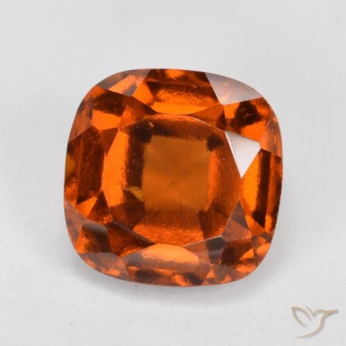 2.24ct 자연스러운 미디엄 오렌지 헤소나이트 가넷, 방석, VS