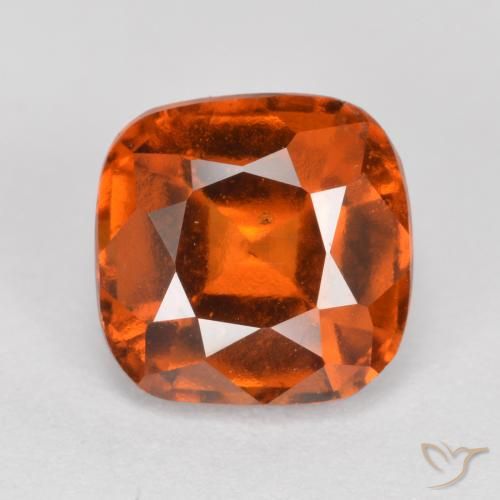 2.10ct 자연스러운 파이어 오렌지 헤소나이트 가넷, 방석, VS