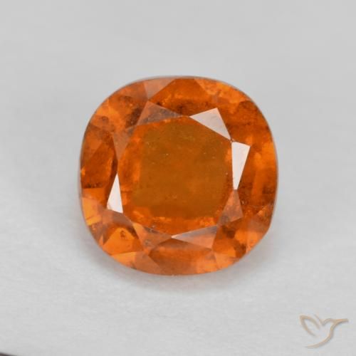 1.53ct 자연스러운 미디엄 오렌지 헤소나이트 가넷, 방석, VS-SI