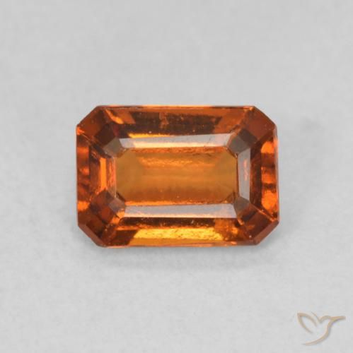 0.82ct 자연스러운 미디엄 오렌지 헤소나이트 가넷, 에메랄드 컷, VS