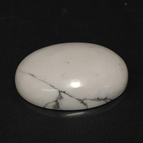 8.82캐럿 천연 회백색 하울라이트, 타원형 컷, 18.3×13.2 mm, 불투명체
