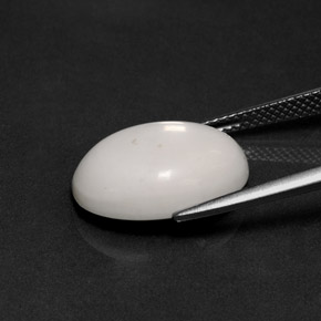8.21캐럿 천연 회백색 하울라이트, 타원형 컷, 16.3×12.4 mm, 불투명체