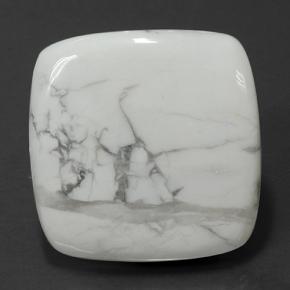78.87캐럿 천연 회백색 하울라이트, 쿠션 컷, 33.2×33.1 mm, 불투명체