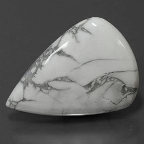 81.32캐럿 천연 여러 가지 빛깔의 흰색 하울라이트, 배 모양, 44.5×31.5 mm, 불투명체