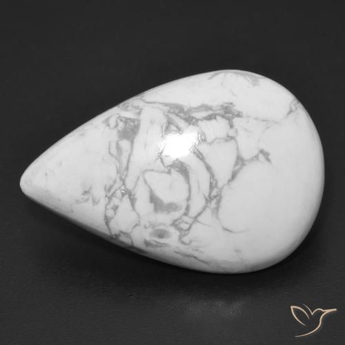 20.70ct 자연스러운 회백색 하울라이트, 배 모양, 불투명체