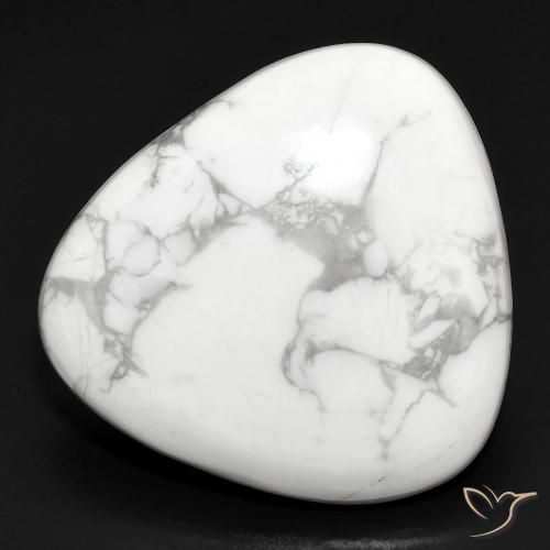 27.72ct 자연스러운 회백색 하울라이트, 일조, 불투명체