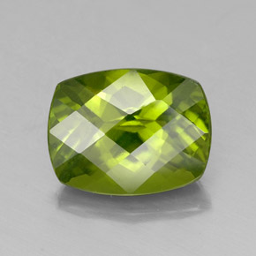 2.40캐럿 천연 올리브 그린 이도크레이스, 쿠션 컷, 9×7 mm, VS