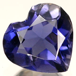 0.55캐럿 천연 바이올렛 블루 아이올라이트, 하트 모양, 6.1×5.9 mm, VS
