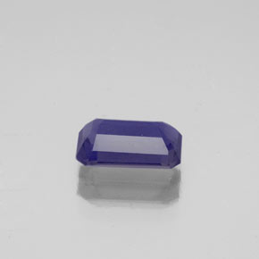0.83캐럿 천연 바이올렛 블루 아이올라이트, 에메랄드 컷, 7.8×4.9 mm, VS