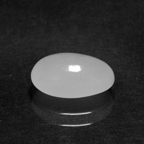 2.02캐럿 천연 화이트 경옥, 타원형 컷, 9.7×6.3 mm, 투명한