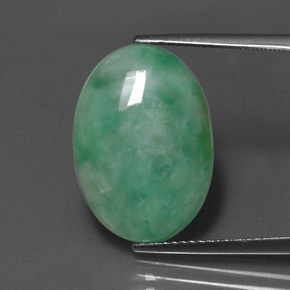 12.72캐럿 천연 그린 경옥, 타원형 컷, 19.3×13.5 mm, 불투명체