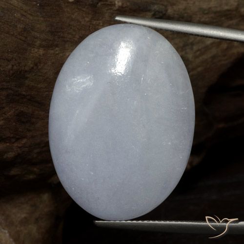37.61ct 자연스러운 연한 청회색 비취, 타원형, 불투명체