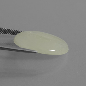 8.34캐럿 천연 연한 초록색 비취, 타원형 컷, 투명한