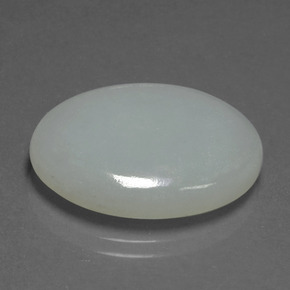 20.83캐럿 천연 회녹색 경옥, 타원형 컷, 23.3×17 mm, 투명한