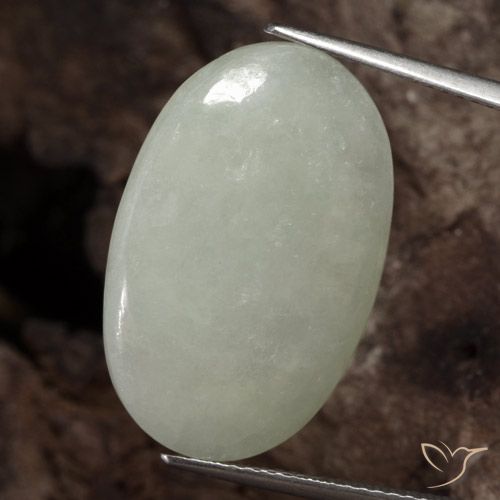 19.29ct 자연스러운 칙칙한 황록색 비취, 타원형, 투명한
