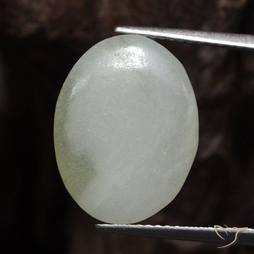 7.64ct 자연스러운 미디엄 그린 비취, 타원형, 투명한