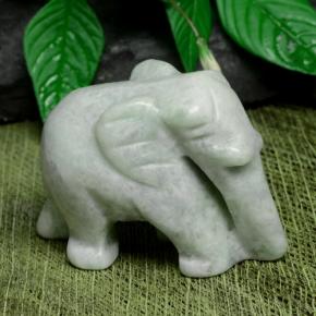 121.03캐럿 천연 옅은 녹색 비취, 멋진 모양, 불투명체