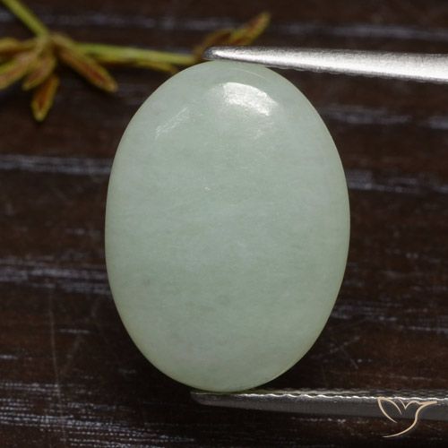 7.82ct 자연스러운 미디엄 그린 비취, 타원형, 투명한