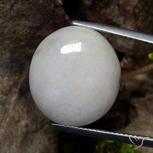 21.22캐럿 천연 회백색 비취, 타원형 컷, 투명한