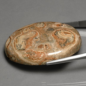 79.88캐럿 천연 멀티컬러 재스퍼, 타원형 컷, 42.3×31.8 mm, 불투명체