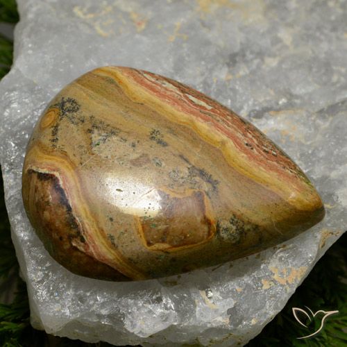 49.55ct 자연스러운 다색 벽옥, 배 모양, 불투명체