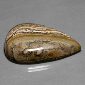 66.36캐럿 천연 멀티컬러 재스퍼, 배 모양, 40.7×27.8 mm, 불투명체