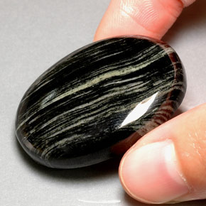 90.32캐럿 천연 멀티컬러 재스퍼, 타원형 컷, 39.1×30.1 mm, 불투명체