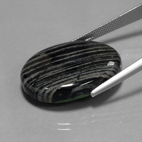 35.24캐럿 천연 다색 벽옥, 타원형 컷, 불투명체