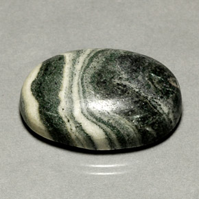 37.67캐럿 천연 멀티컬러 재스퍼, 타원형 컷, 26.9×18.8 mm, 불투명체