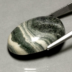37.67캐럿 천연 멀티컬러 재스퍼, 타원형 컷, 26.9×18.8 mm, 불투명체