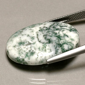 17.74캐럿 천연 다색 벽옥, 타원형 컷, 불투명체