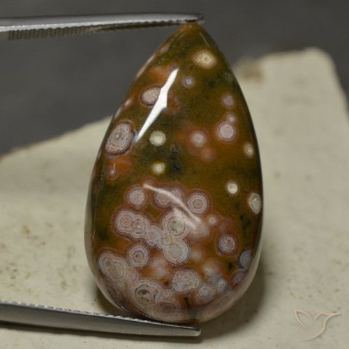 30.74ct 자연스러운 다색 벽옥, 배 모양, 불투명체