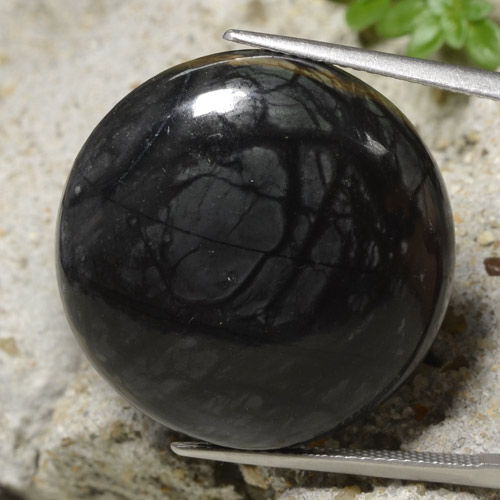 32.19캐럿 천연 회색 선이 있는 검정색 재스퍼, 라운드 컷, 24.62 mm, 불투명체