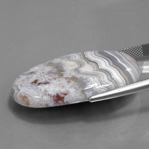 46.63캐럿 천연 멀티컬러 재스퍼, 타원형 컷, 37.3×23.4 mm, 불투명체