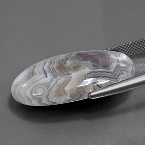 26.25캐럿 천연 멀티컬러 재스퍼, 타원형 컷, 29.3×18.2 mm, 불투명체
