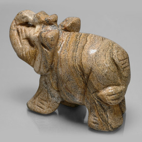 576.48캐럿 천연 다색 벽옥, 멋진 모양, 불투명체